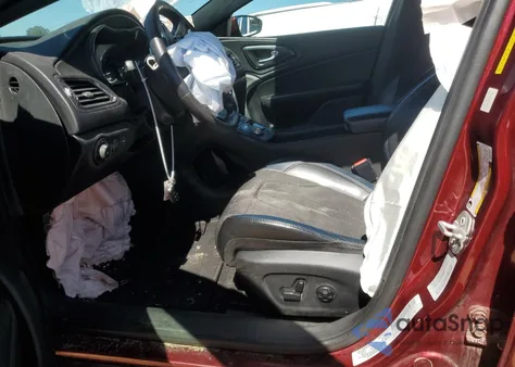 2016 Chrysler 200 S z USA, uszkodzony, nr VIN 1C3CCCBB7GN157322